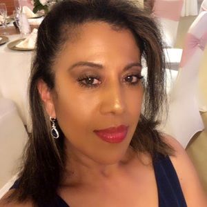 Meet your Posher, Ofelia